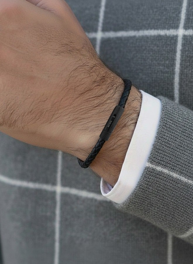 Riblor Fabio Leather Bracelet Textured Clasp Black And Black - Image 2